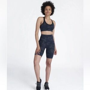 NWT Spanx Black Gray Look At Me Now Bike Shorts Camo Camouflage